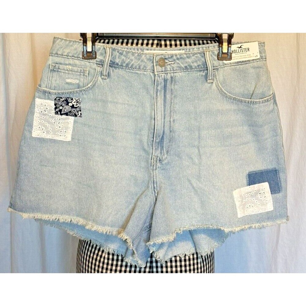 NWT Hollister Ultra High-Rise Eyelet Patchwork Mom Denim Jean Shorts Juniors 13